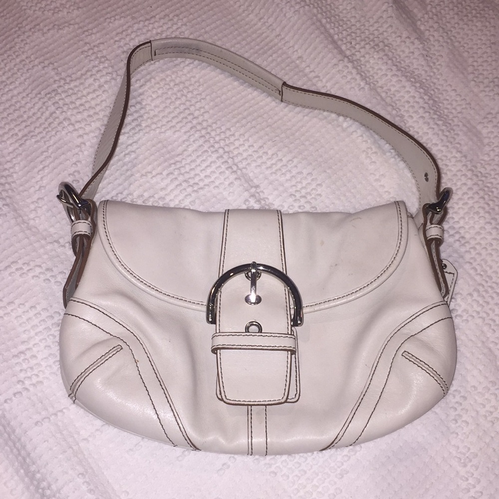 Coach Vintage Soho White Leather Small Flap Hobo Shoulder Bag.